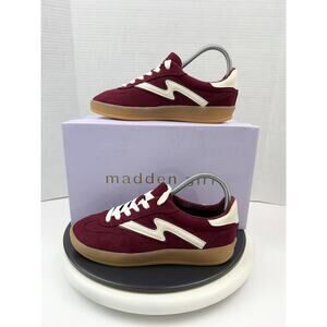 Madden Girl Womens Giia Low Top Burgundy Shoes Casual Sneakers Size 6.5 NEW